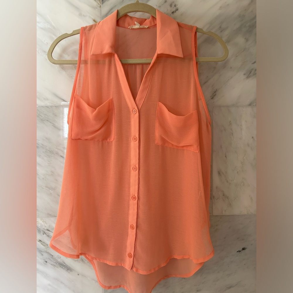 Bright coral chiffon sleeveless collared top by Lush